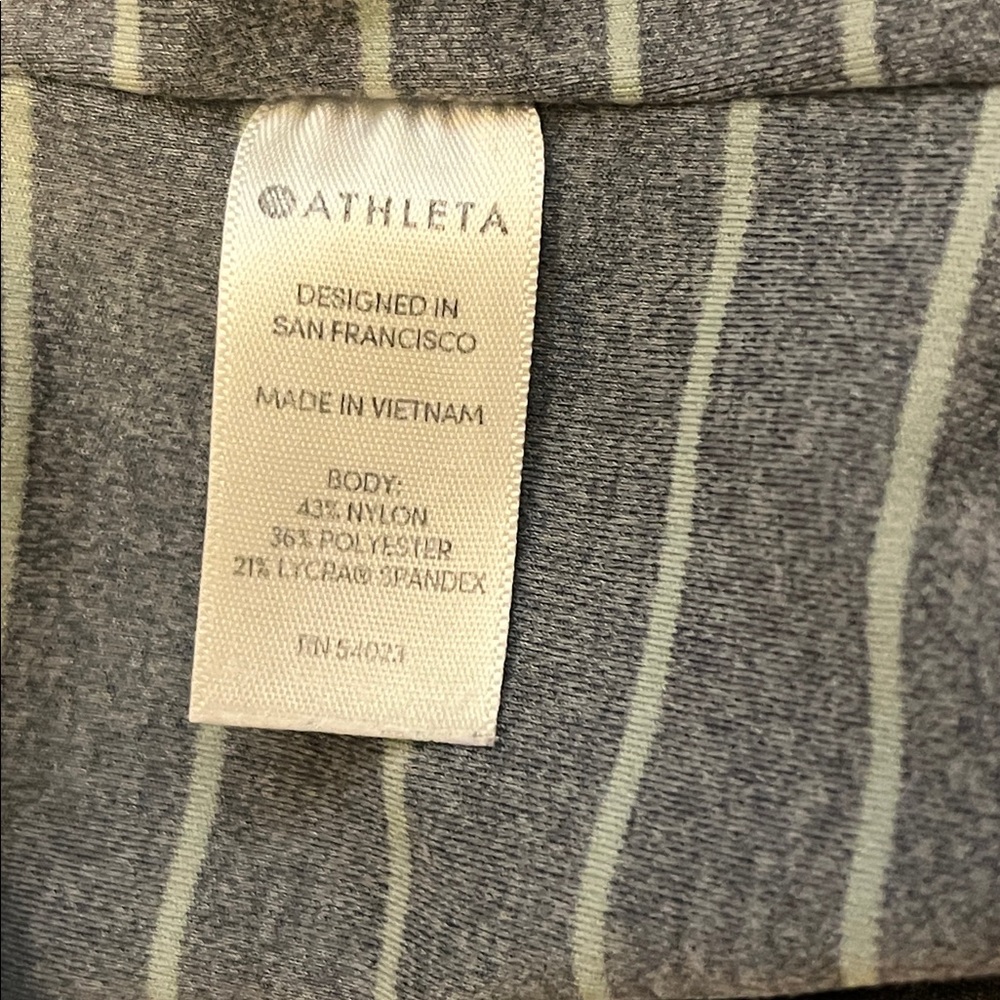 EUC Women’s Athleta XS Stripe Salutation 7/8 Tight - Picture 3 of 8
